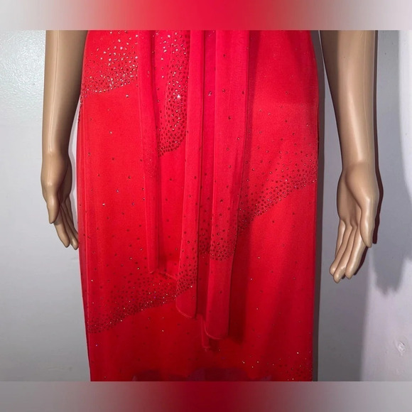 I.N. San Francisco, S, glitter chiffon overlay red strapless dress w/ halter tie - Picture 5 of 12